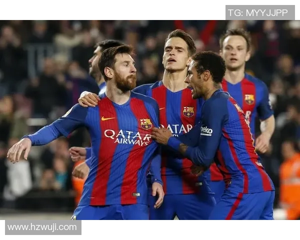 安郅马哈奇卡拉与苏维埃之翼的激烈对决展现足球魅力与团队精神